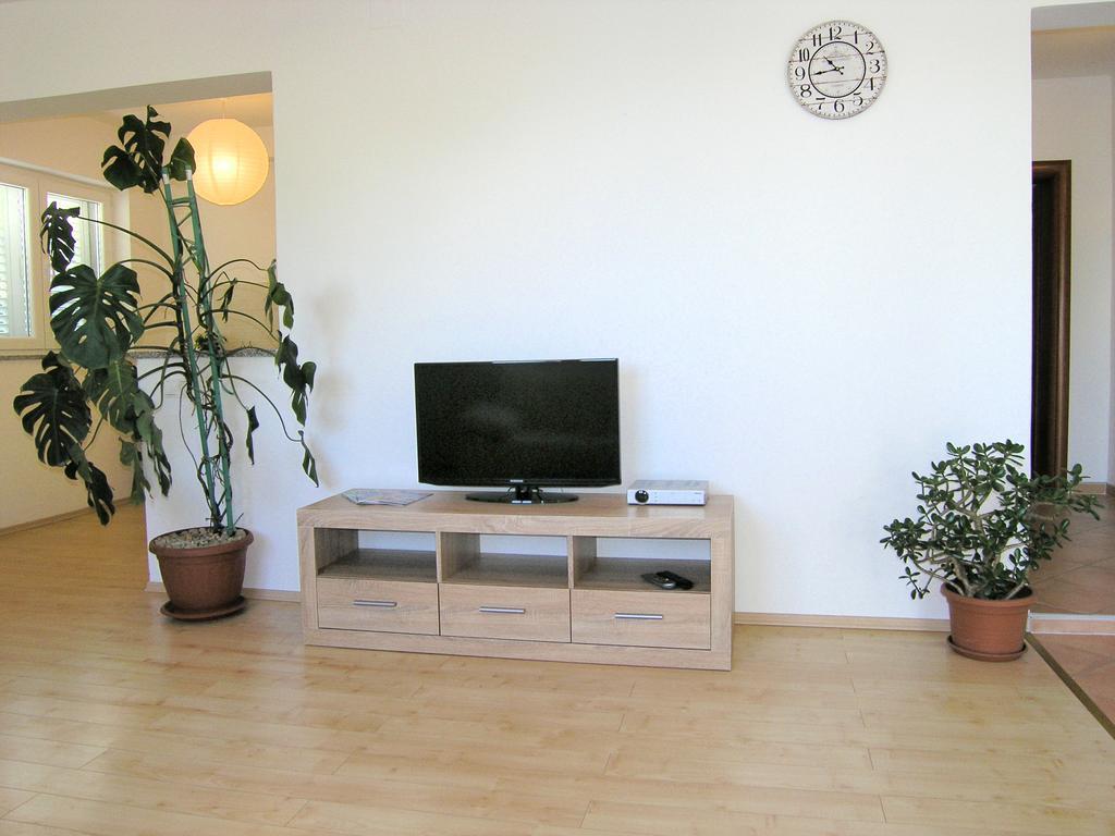 Apartments Dagmar Krk Town Εξωτερικό φωτογραφία